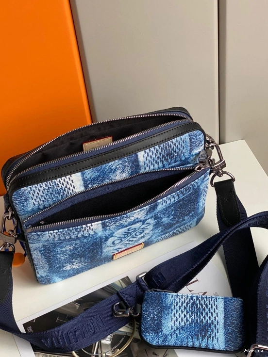 MESSENGER TRIO VUITTON LOUIS 0814